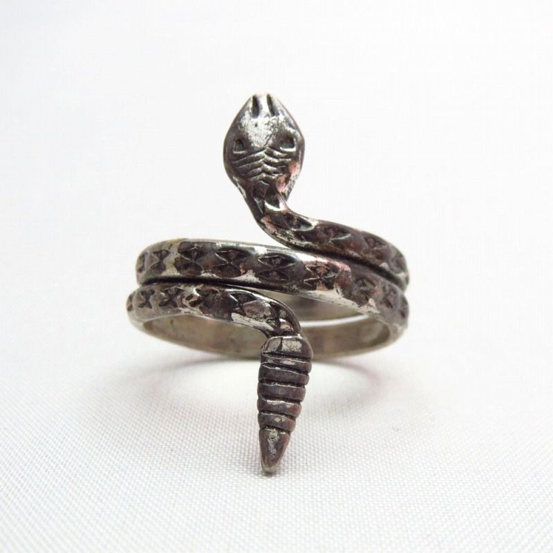 Vintage Snake shape Stamped Silver Ring  c.1940